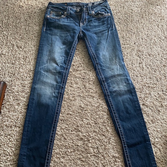 Size 27 skinny Miss Me jeans - Picture 2 of 3